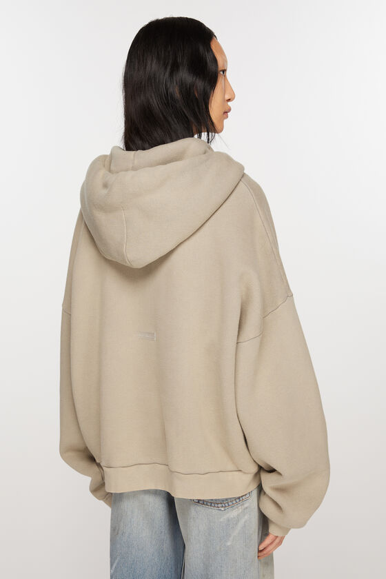 (image for) Expertly-Crafted Hooded sweater